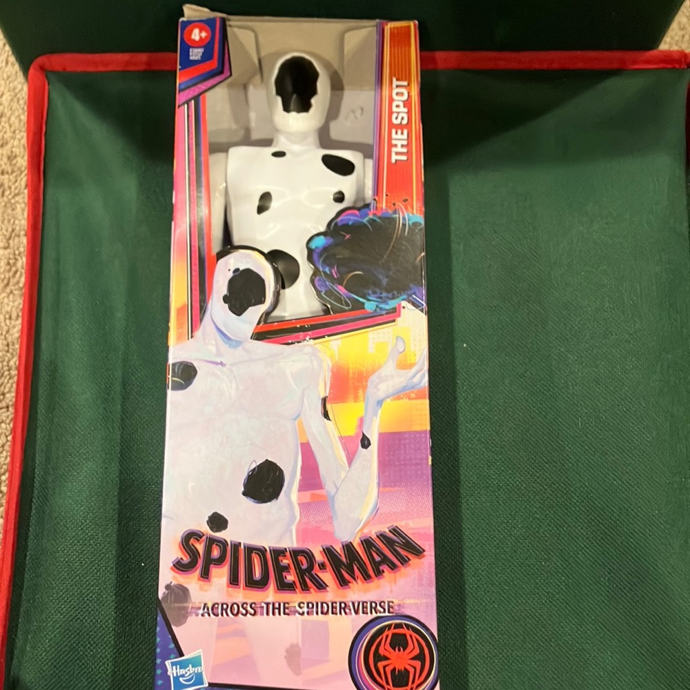 Spider-Man The Spot Figure NWT Marvel Hasbro Superhero Titan Hero Spiderman